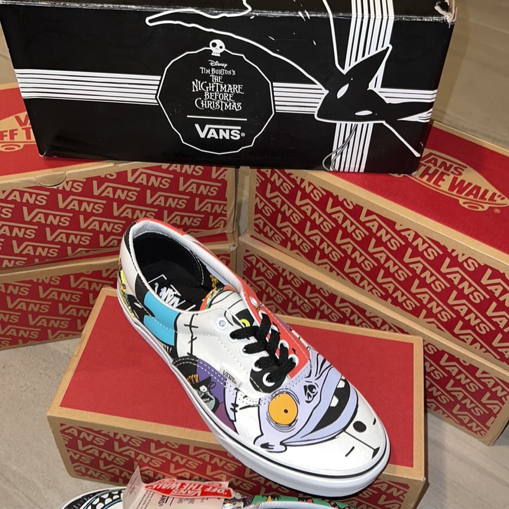 🎄Disney x Vans Era Halloween town nightmare before Christmas Sneakers 💀 - Picture 4 of 11